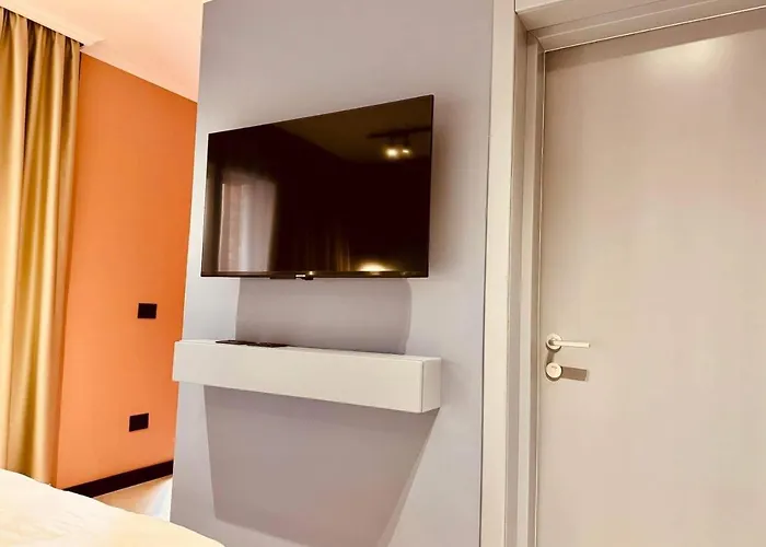 Lili's Center アパート ティラナ