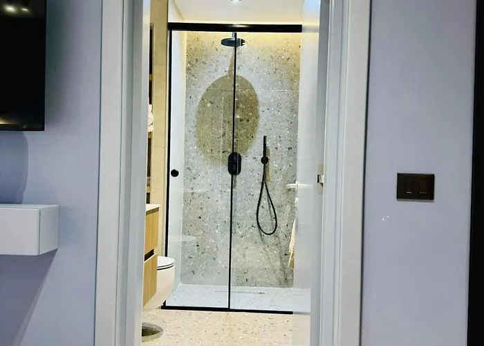 Lili's Center アパート *